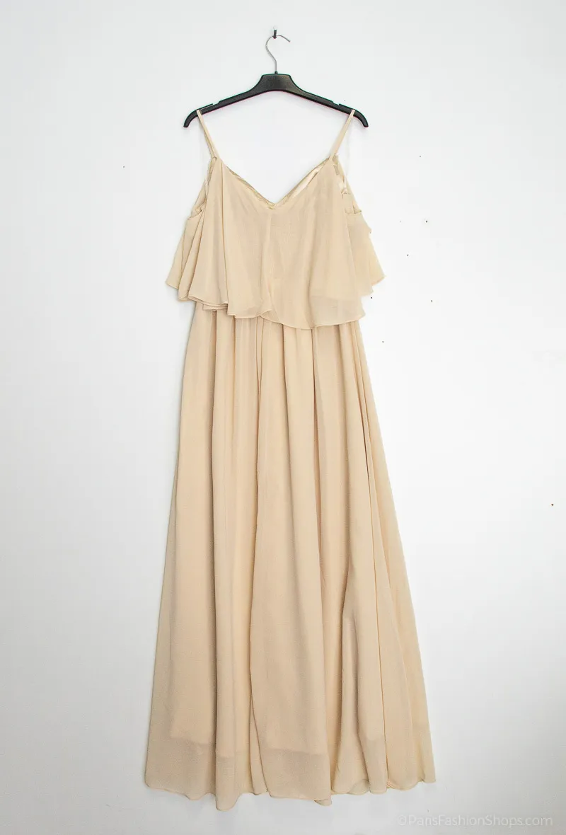 Abendkleid mit überschnittenen Ärmeln