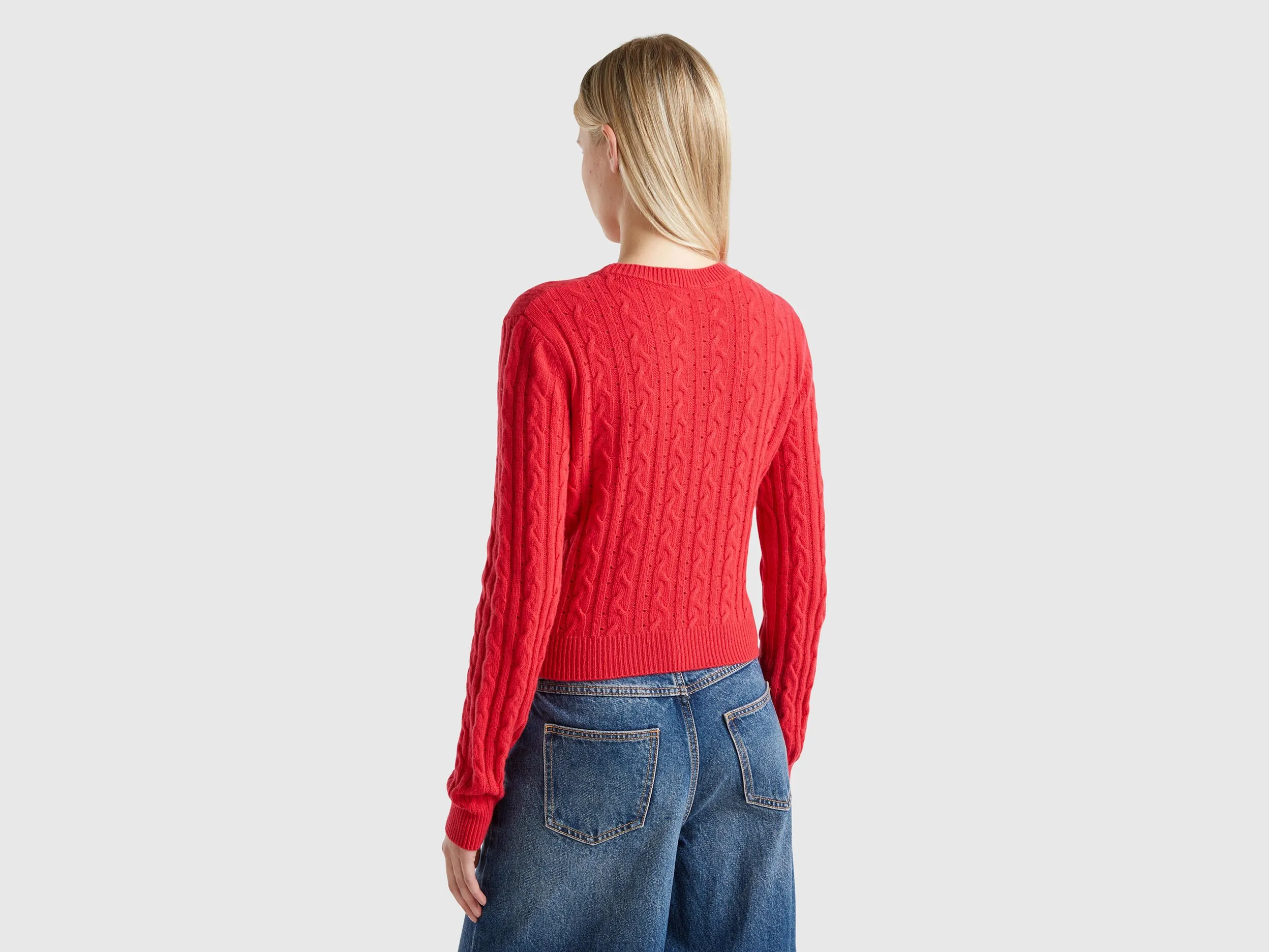 Cropped Pullover mit Zopf- und Lochmuster