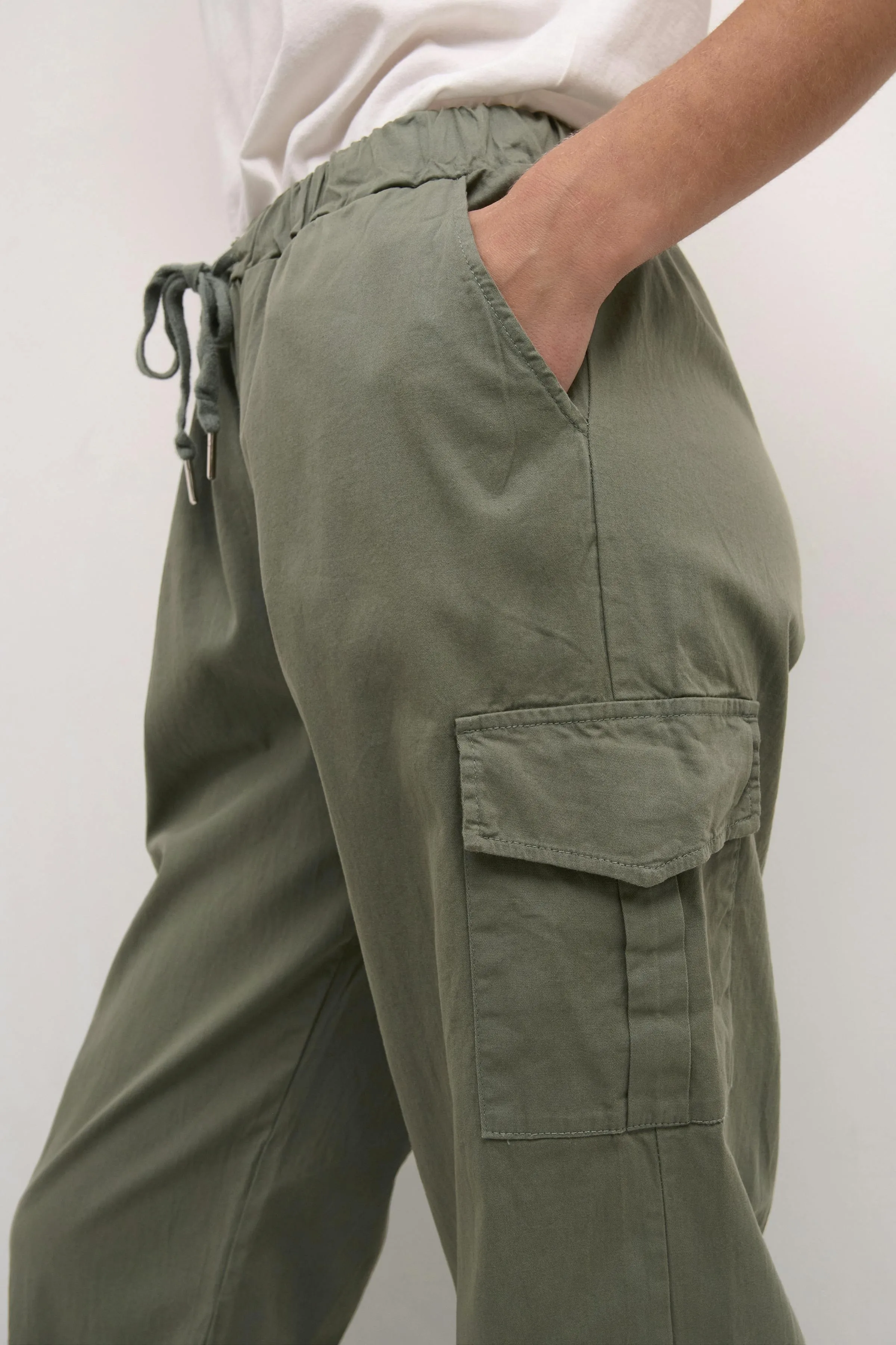 CRYvette Hose