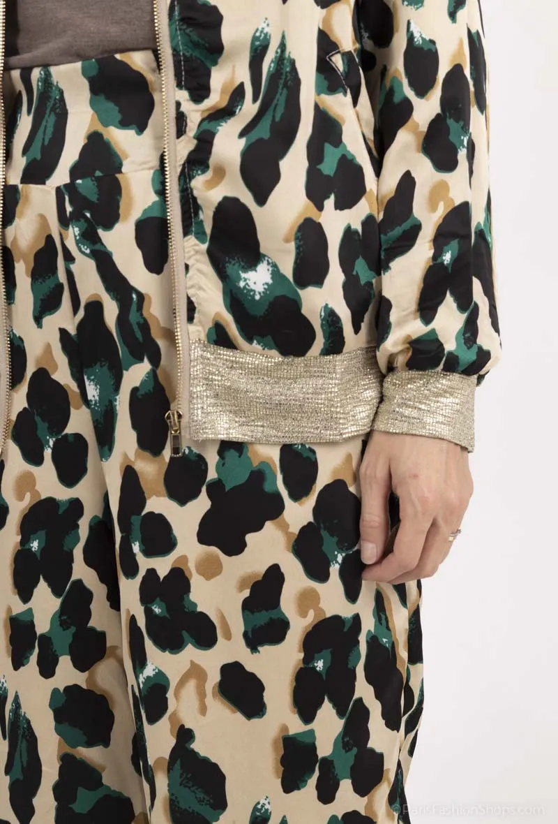Fließende Hose mit Leopardenmuster