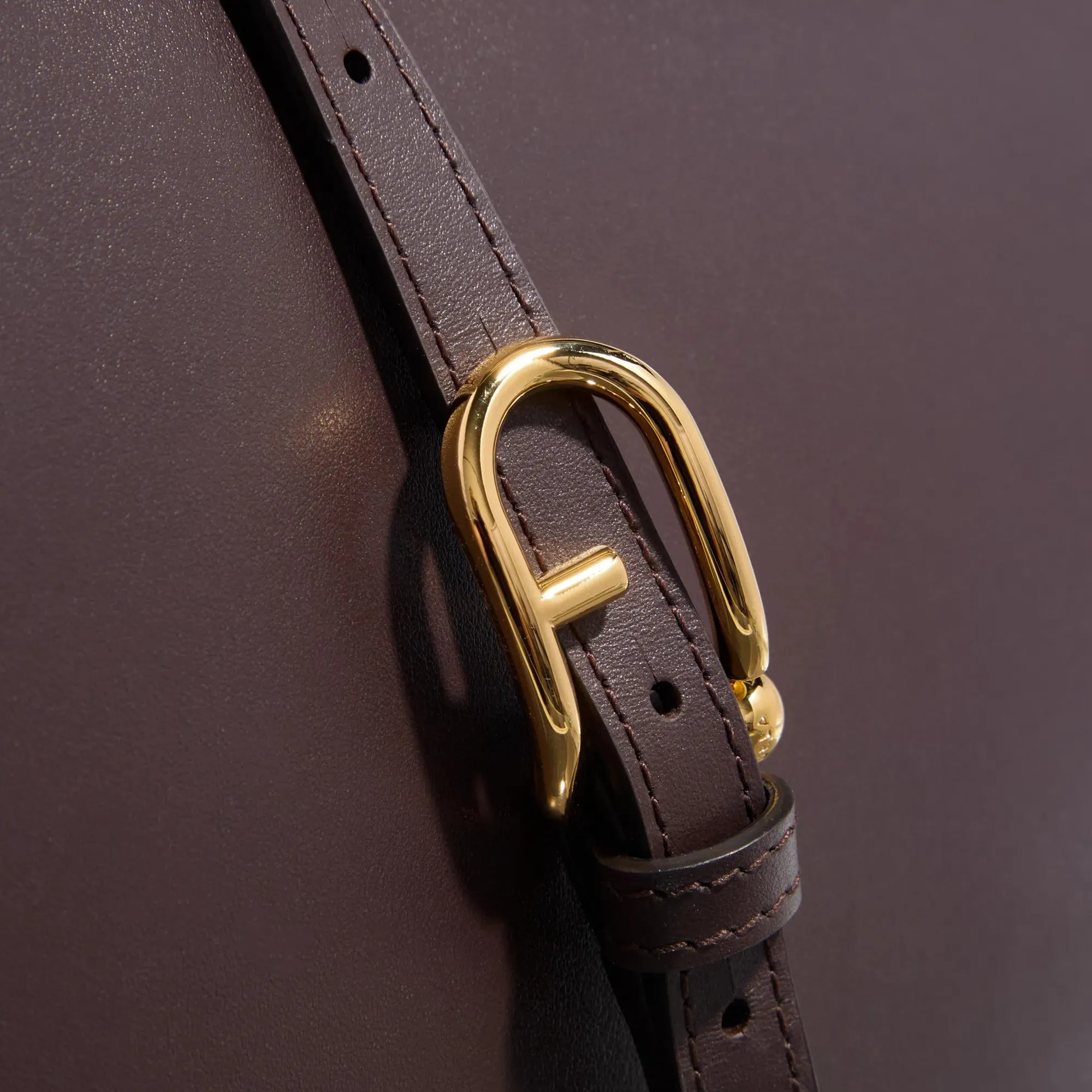   Furla  Furla Sfera S Shoulder Bag Cioccolato  Crossbody Bag 