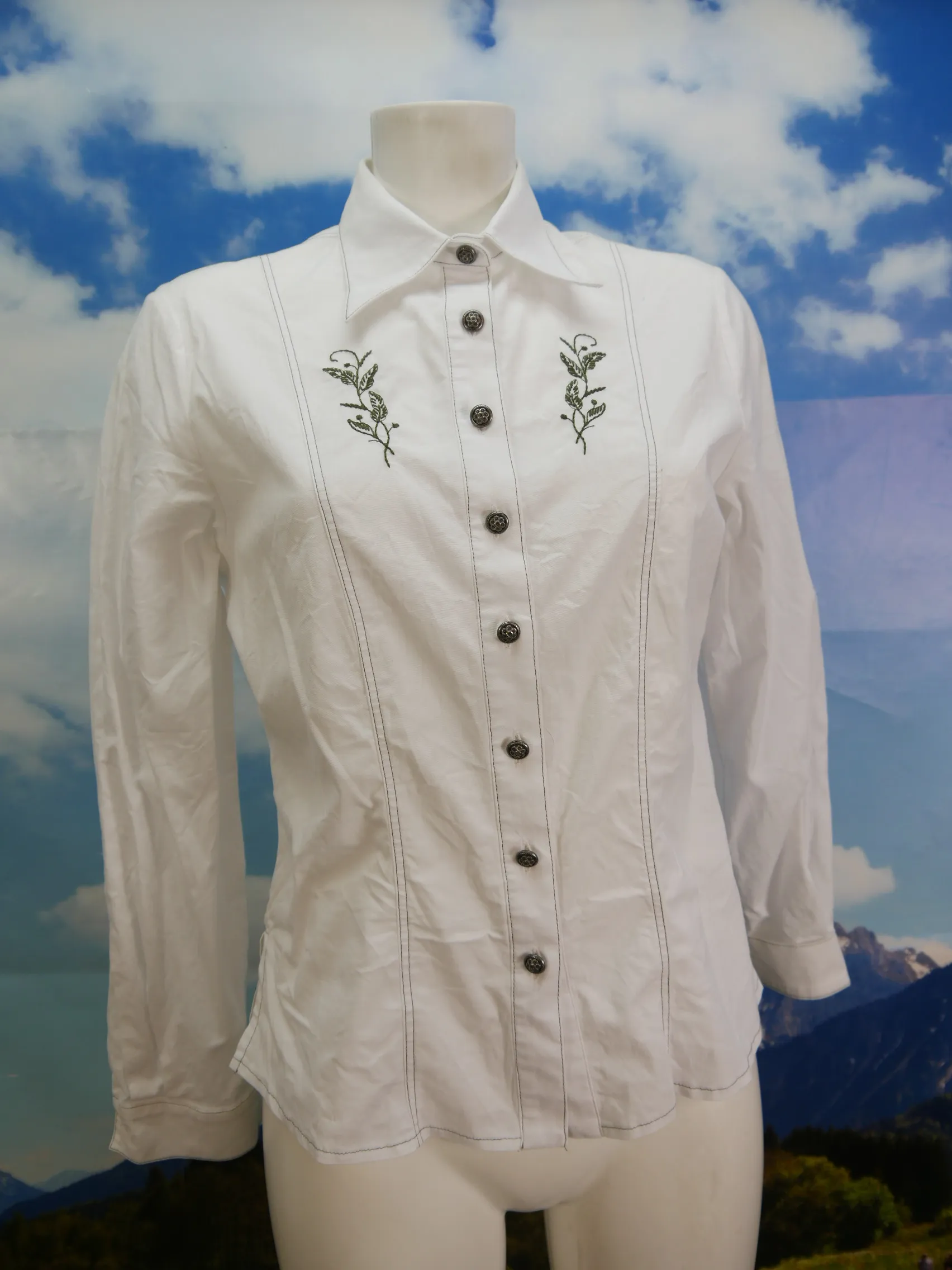 Gr.38 Trachtenbluse Bluse weiß Baumwollmischung Moser mit Stickerei TB5713